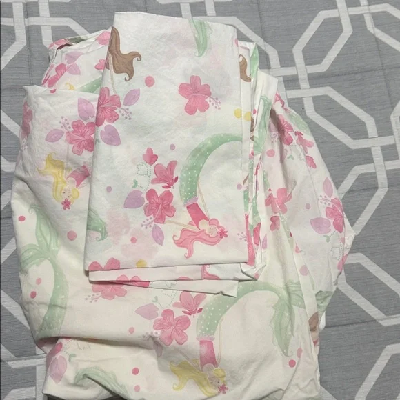 Pottery Barn Mermaid Print Crib Sheet and Pillowcase - Pink and Green - Picture 3 of 4